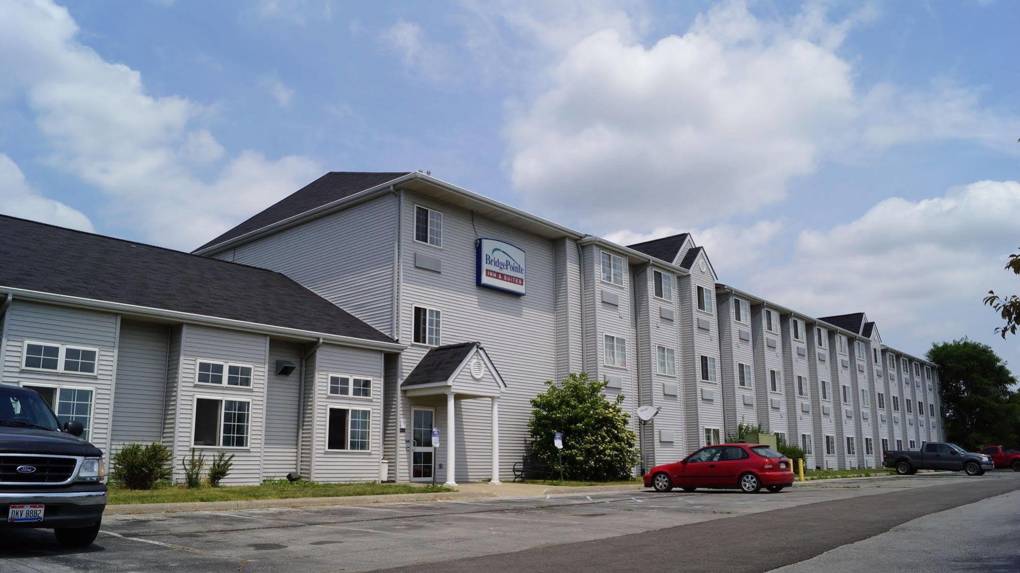 Bridgepointe Inn & Suites Toledo-Perrysburg-Rossford-Oregon-Maumee By Hollywood Casino Northwood Bagian luar foto